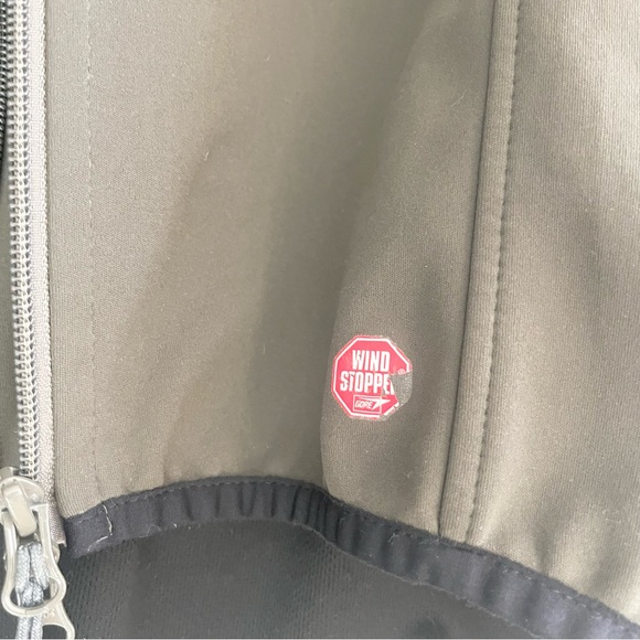 Vintage Mammut Windstopper Full Zip Jacket with Zippers Thumb Holes Hi Lo Hem M - Picture 6 of 13